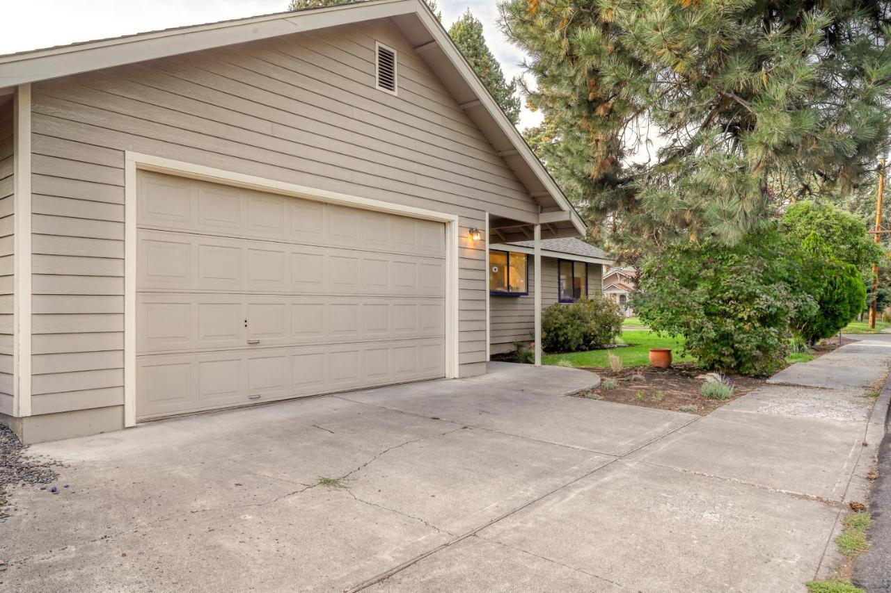 Perfectly Placed Plum Cottage Bend Exterior photo